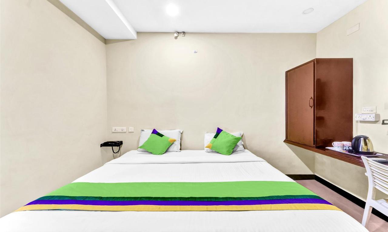 Treebo B Coral, 2 Km From Promenade Beach Hotel Pondicherry Exterior photo